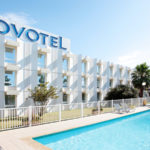 Photo de la façade de l'hôtel Novotel Narbonne Sud